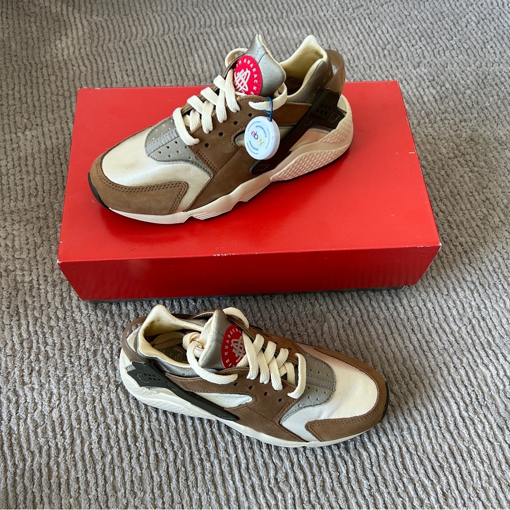 New Nike Stussy x Air Huarache LE Desert Oak
